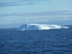 Abb. 5: Eisberg am Eingang der Hudson Bay