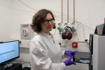 Dem toxikologischen Risiko durch polyzyklische aromatische Kohlenwasserstoffe für die Ostsee auf der Spur: IOW-Forscherin Marion Kanwischer