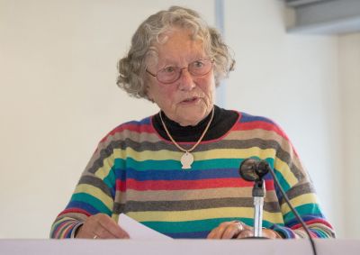 Dr. Irmtraut Hempel - hier bei einer Lesung im September 2017 auf der MS Oceana.